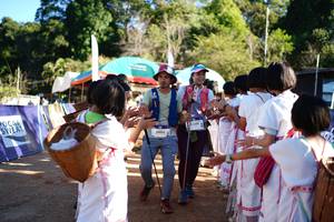 BIB: 2994
                            <button type="button" onclick="openModal(19044376)" class="btn btn-primary btn-sm float-right btn-popup" data-toggle="modal" data-target=".modal-high-quality">
                        <i class="fas fa-shopping-cart"></i> Add to Cart
                    </button>
                                            <button type="button" onclick="isThisMe(19044376, true)" class="btn btn-success btn-sm float-right btn-popup btn-isme hidden" data-toggle="tooltip" data-placement="bottom" title="นี่คือรูปของคุณใช่ไหม คลิกที่นี่เพื่อเอาเข้าอัลบั้ม">
                        <i class="fas fa-plus"></i> Add to album
                    </button>
                    <button type="button" onclick="isThisMe(19044376, false)" class="btn btn-warning btn-sm float-right btn-popup btn-isnotme hidden">
                        <i class="fas fa-ban"></i> Remove from album
                    </button>